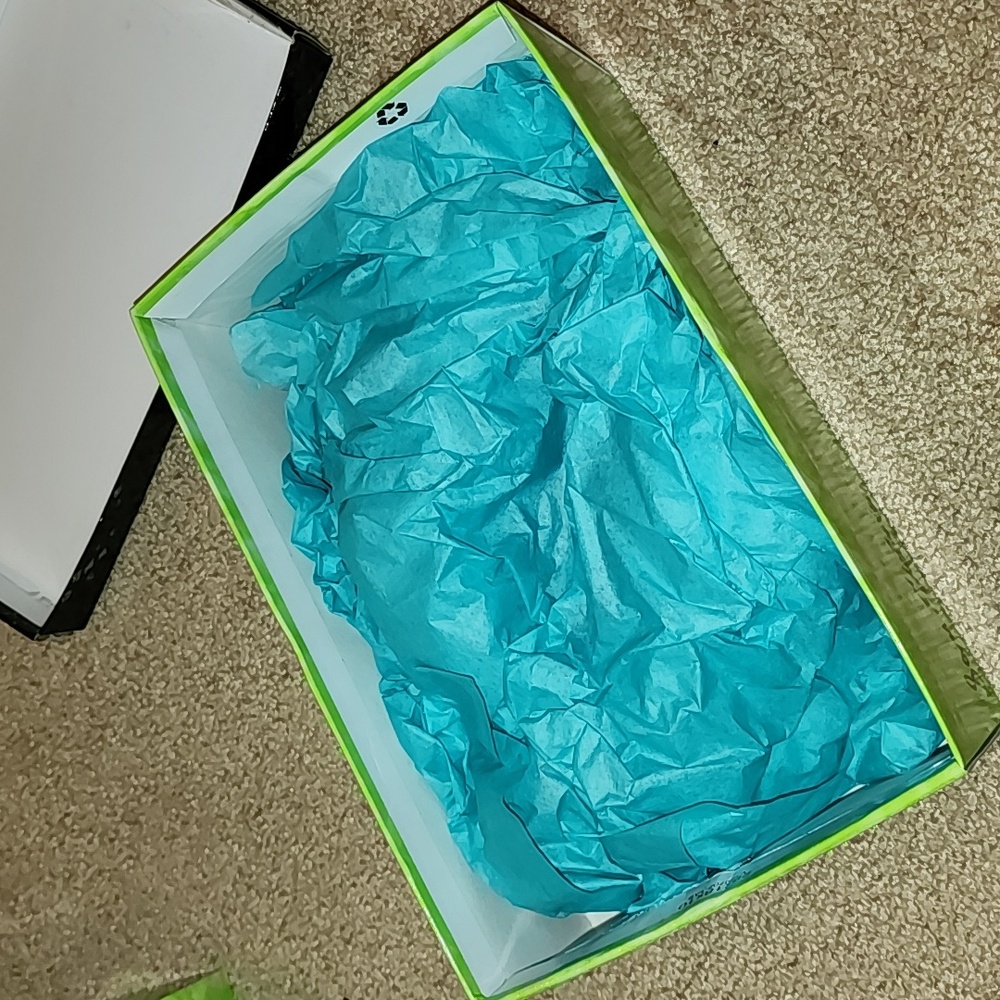 Sam Edelman Danna Nude Patent Heels - Picture 14 of 15